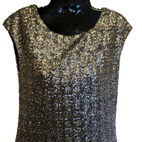 RED Saks Fifth Ave Sequin Dress M Gold Silver Sparkle Sheath Party Cocktail Glam - Picture 2 of 10